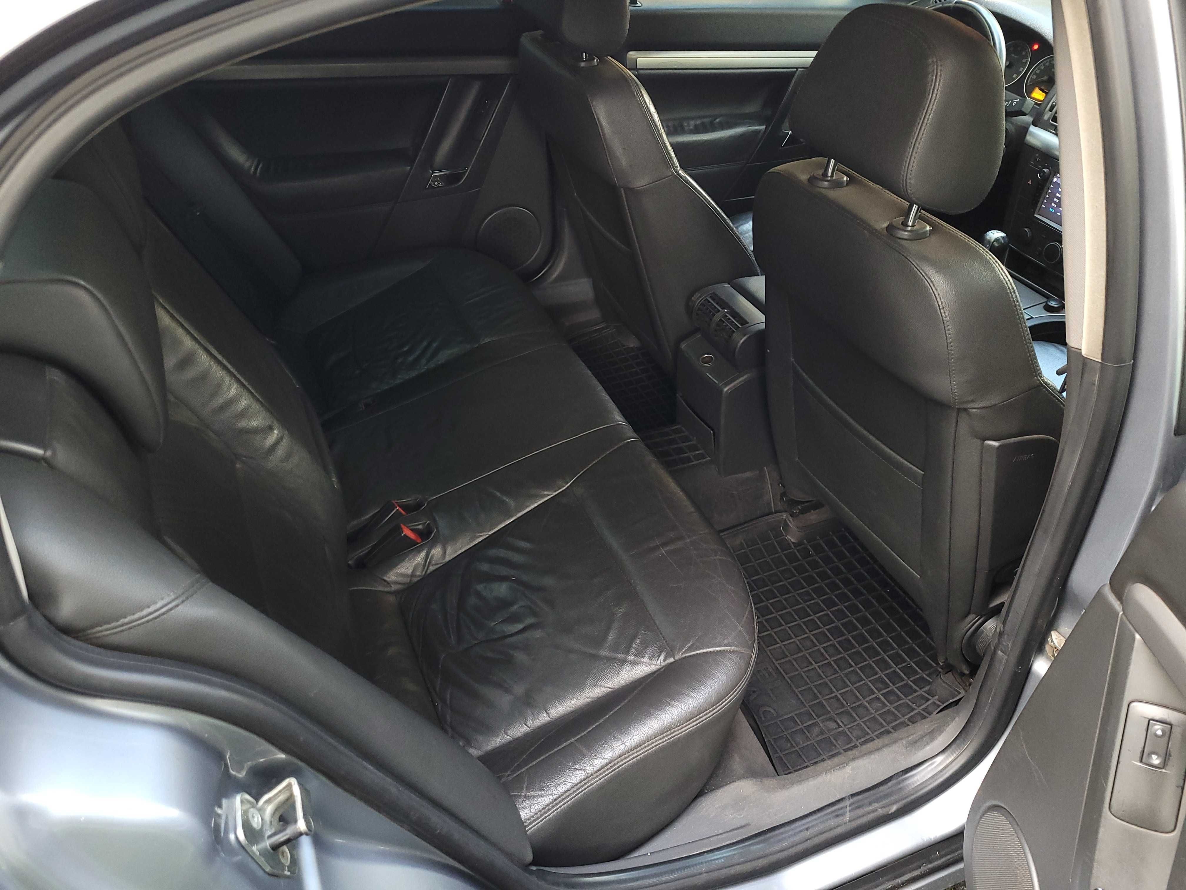 Продам Opel Vectra С 2.2 бензин