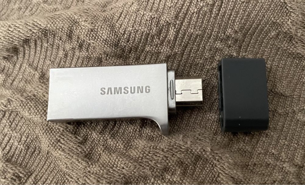 Pen Samsung (128gb)