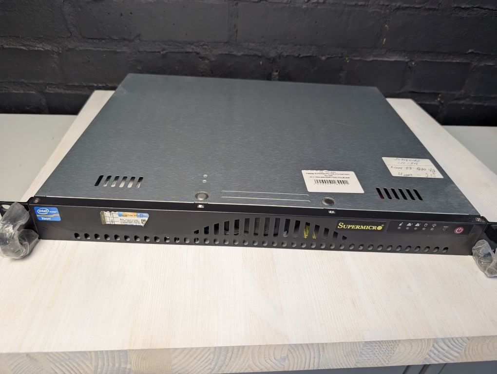 Supermicro CSE-512: Надійний сервер для вашого бізнесу є 6 шт