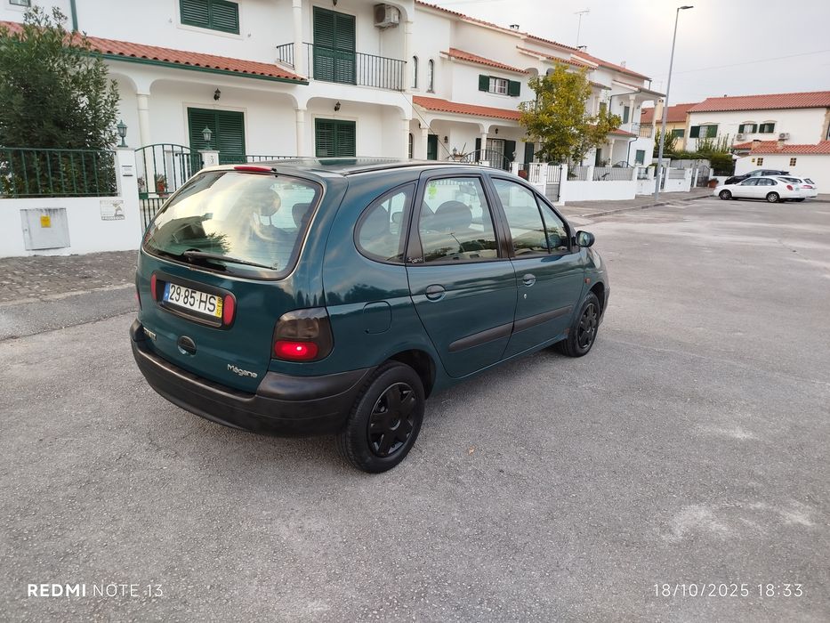 Renault Scenic 1399 gasolina