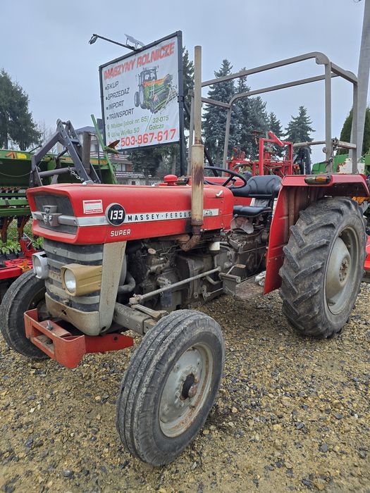 Ciągnik rolniczy Massey Ferguson 133 super * import Niemcy *