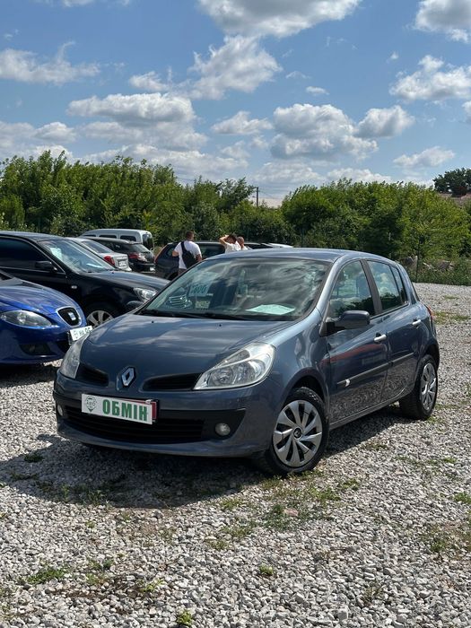 Продам Renault Clio 2005 рік можлива розстрочка,кредит,обмін!