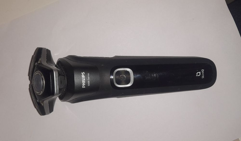 Duas máquinas de barbear