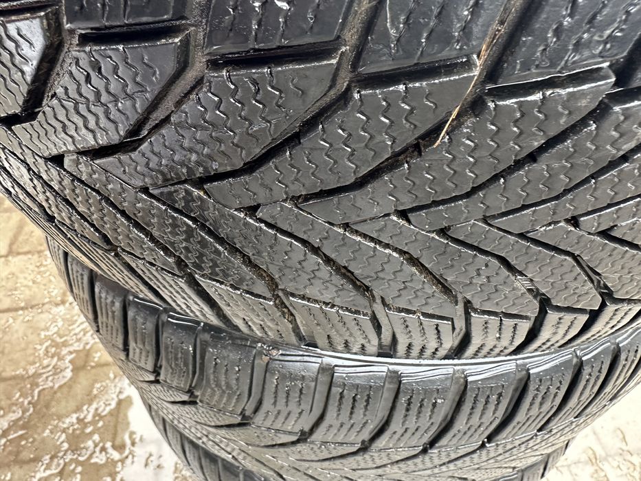 Зимові шини, резина, колеса Nexen 225 45 17