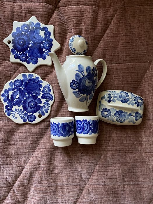 Zestaw fajansu Włocławek – sygnowany, ręcznie malowany, U. Radecka