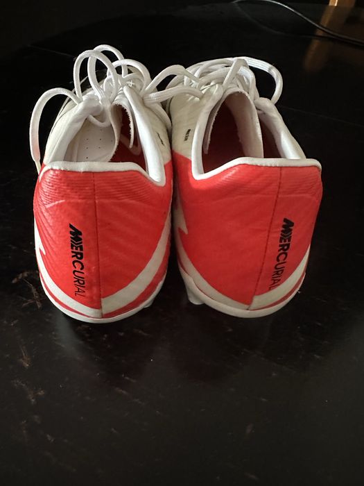 Chuteiras Nike Mercurial 39