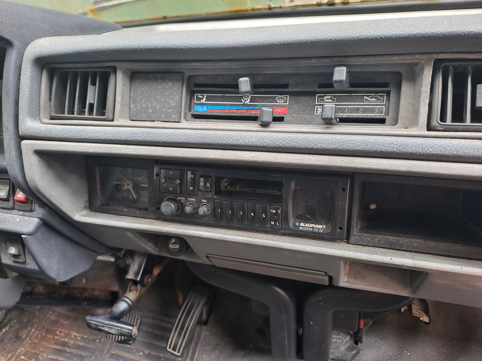 Nissan Vanette MiniBus Bel C220