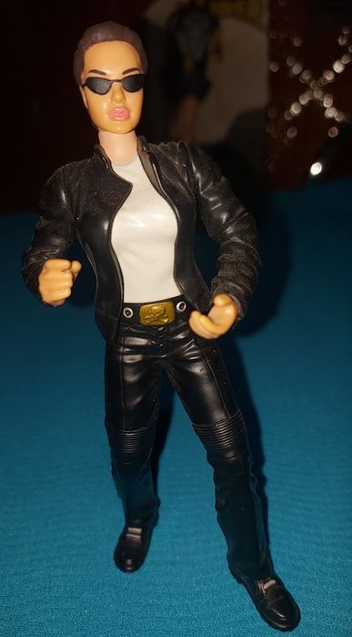 Tomb Raider figura ( Lara Croft)