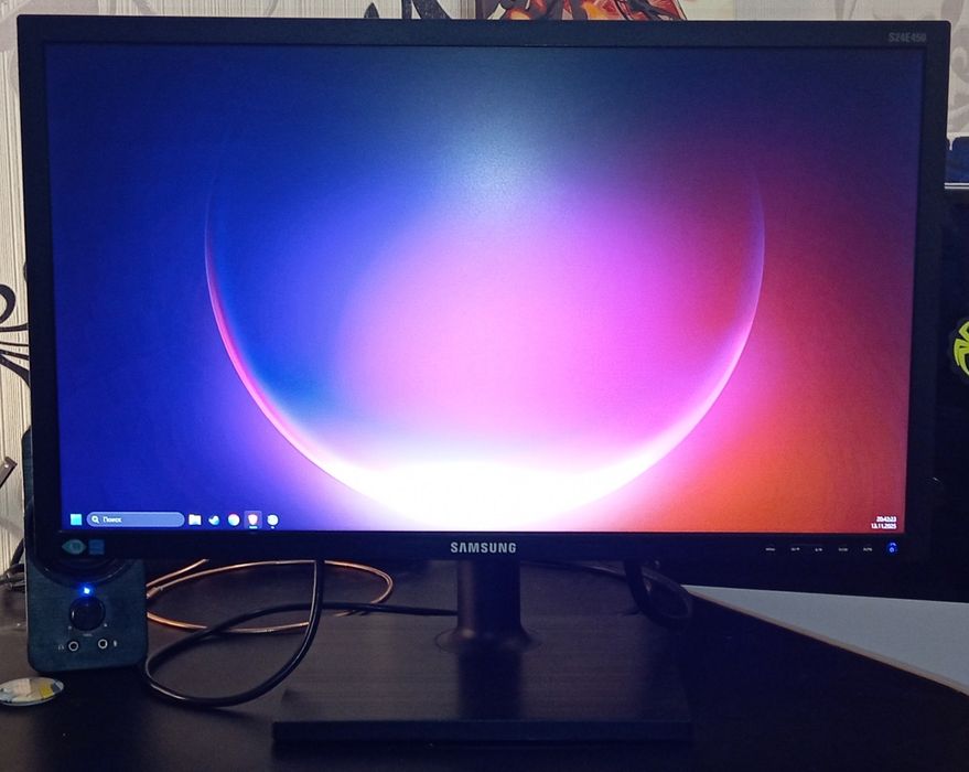 Монітор Samsung S24E450