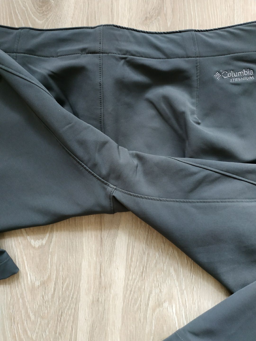 Трекинговые штаны Columbia Titanium softshell размер xl, состояние отл