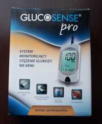 Glukometr - system monitorujący stężenie  glukozy we krwi.