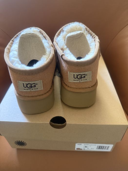 UGG ultra mini platform 38