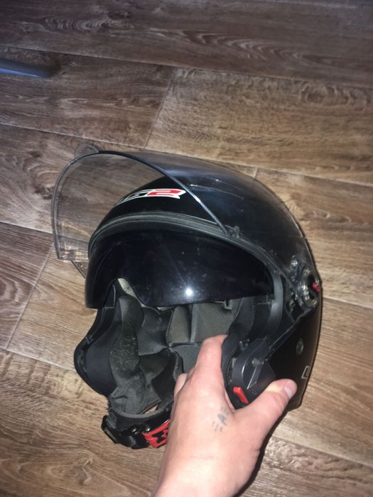 Непоганий Мото Шлем LS2