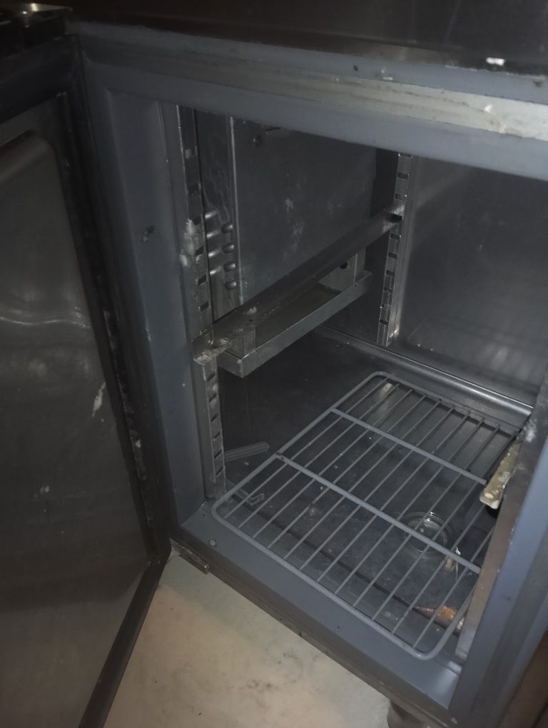 Mesa/Bancada refrigerada Infrico