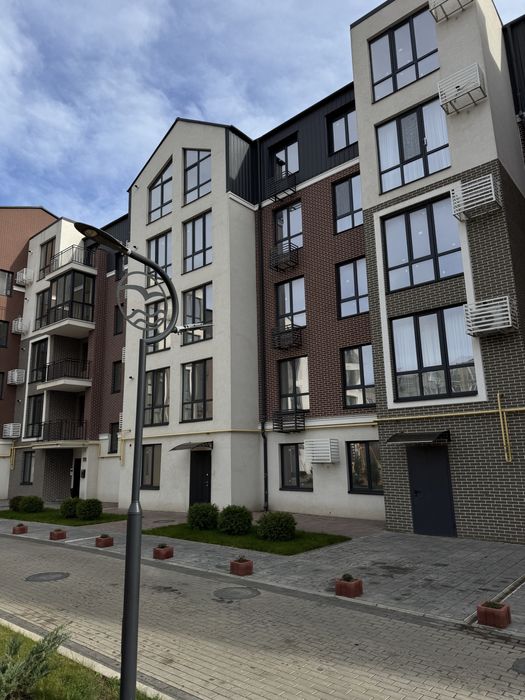 Продам квартиру  цегляний будинок ЖК «Чайка Люкс».