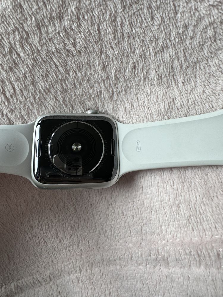 Apple watch 5, 44mm cellular