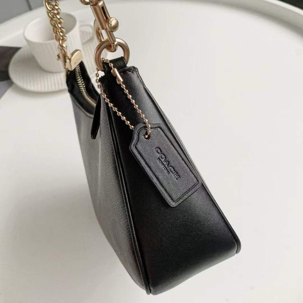 Сумка Coach Teri Shoulder Bag