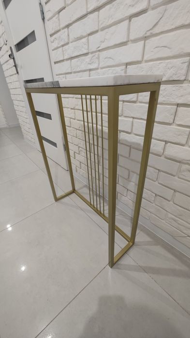 Konsola loftowa złota  marmurowy stolik