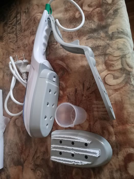 Żelazko parowe lekkie, przenośne, turystyczne nowe