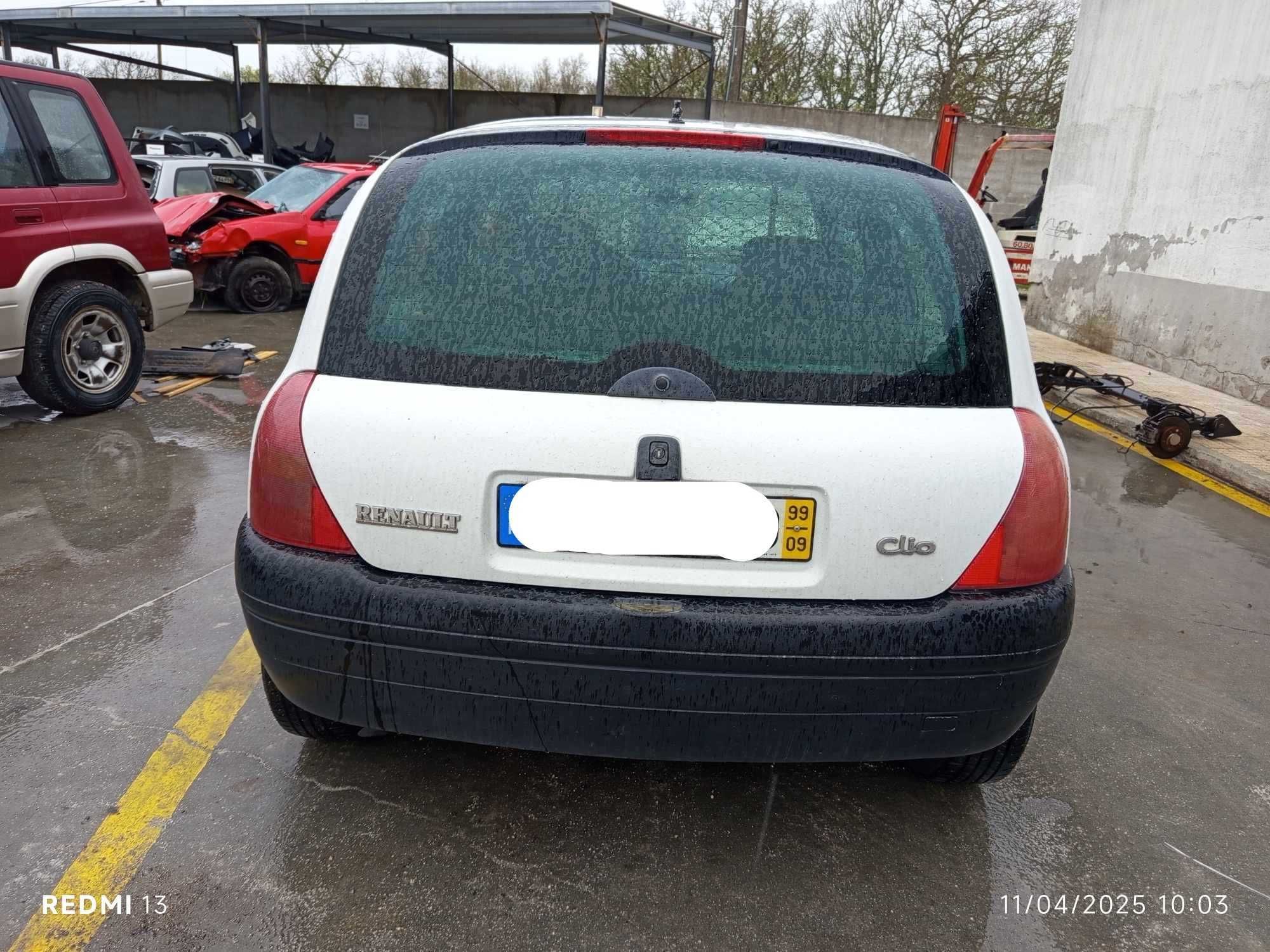 Para peças Renault Clio II 1.9D ano 1999