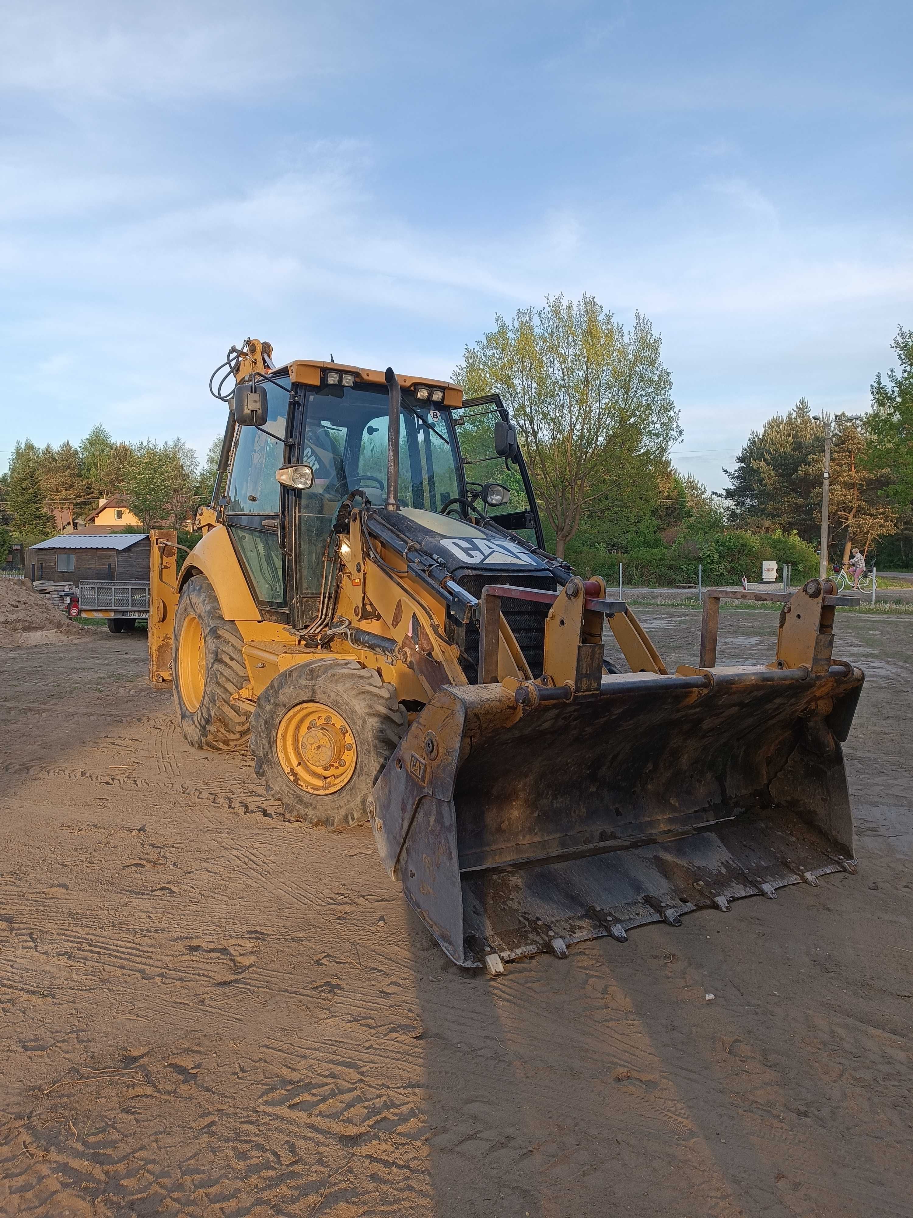 Koparko ładowarka CATERPILLAR 428 E