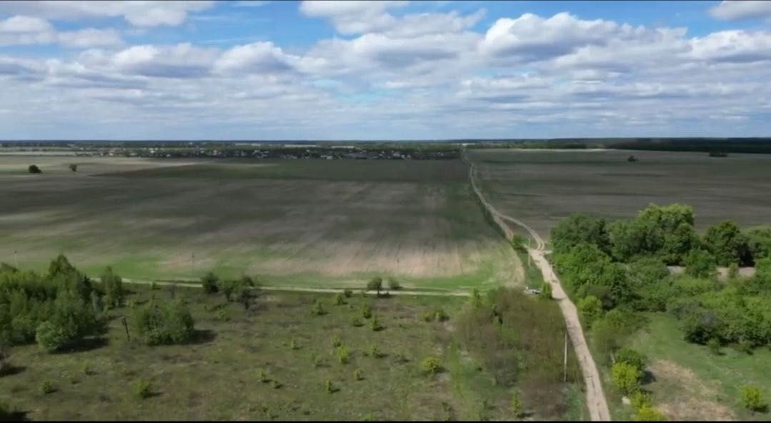 Земельна ділянка під Києвом