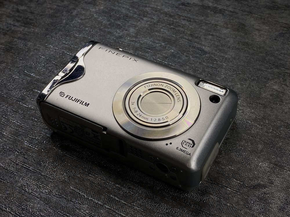 Fujifilm FinePix F20