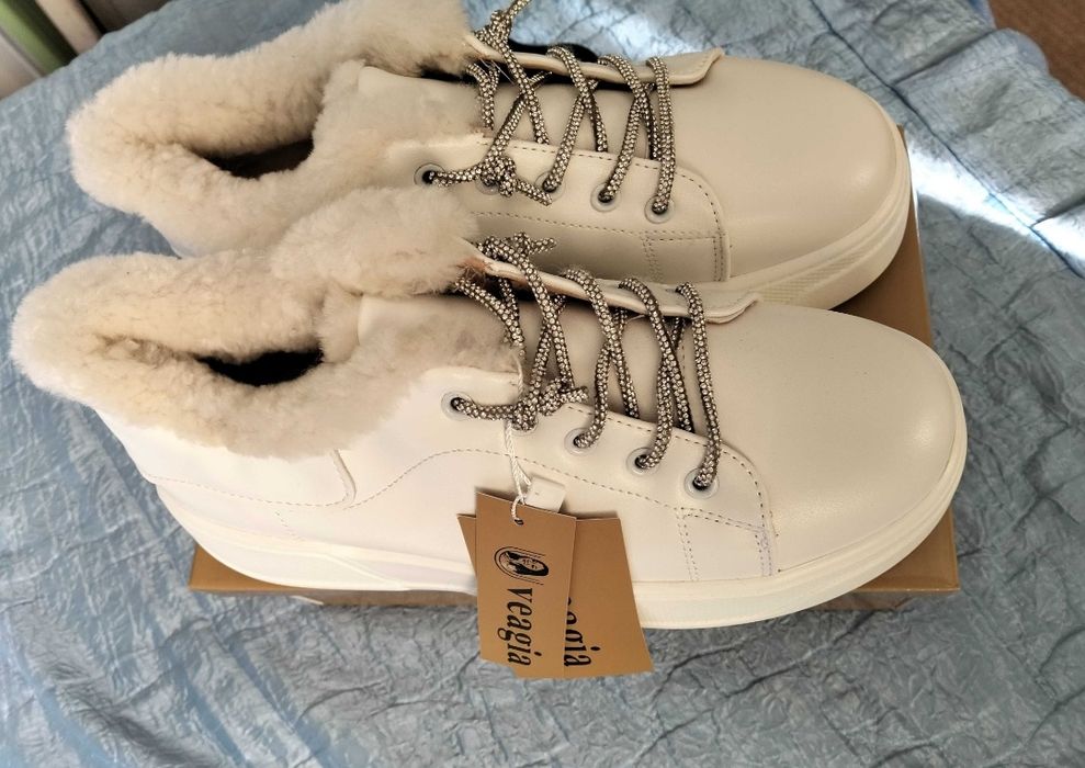 Жіночі зимові кеди кросівки черевики 25.5 см устілки, 39 розмір