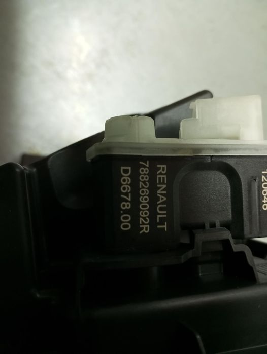 Tampa depósito combustível RENAULT Kangoo III