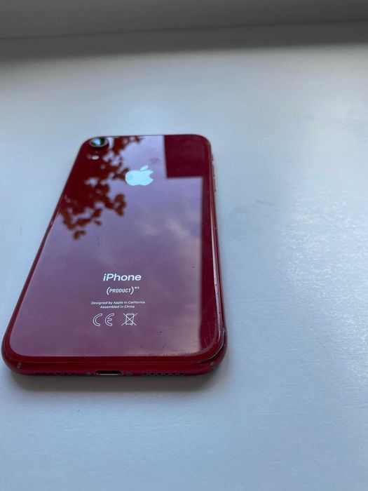Iphone XR czerwony używany 64 GB