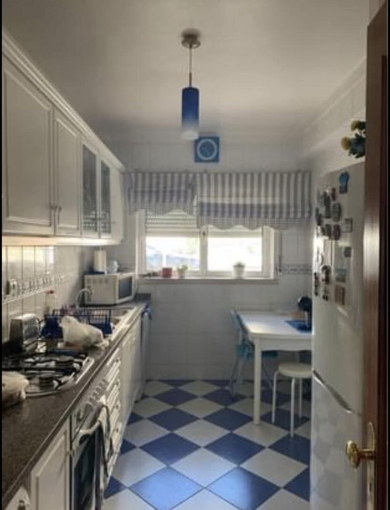 Quarto rapariga- Tóvim ( Coimbra)