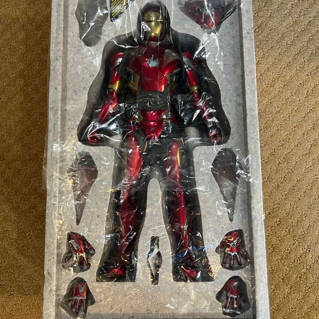 Hot Toys MMS353D16 Figurka kolekcjonerska Iron Man Mark