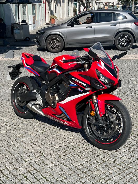 Honda  CBR  650R