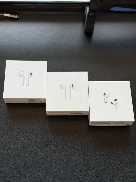 Продам навушники Airpods