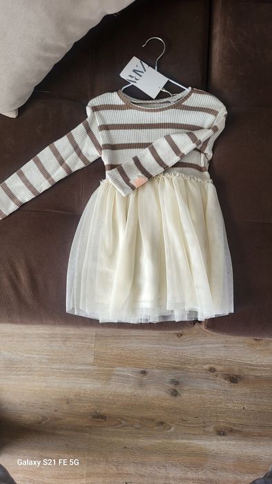 Сукні для дівчаток від Zara