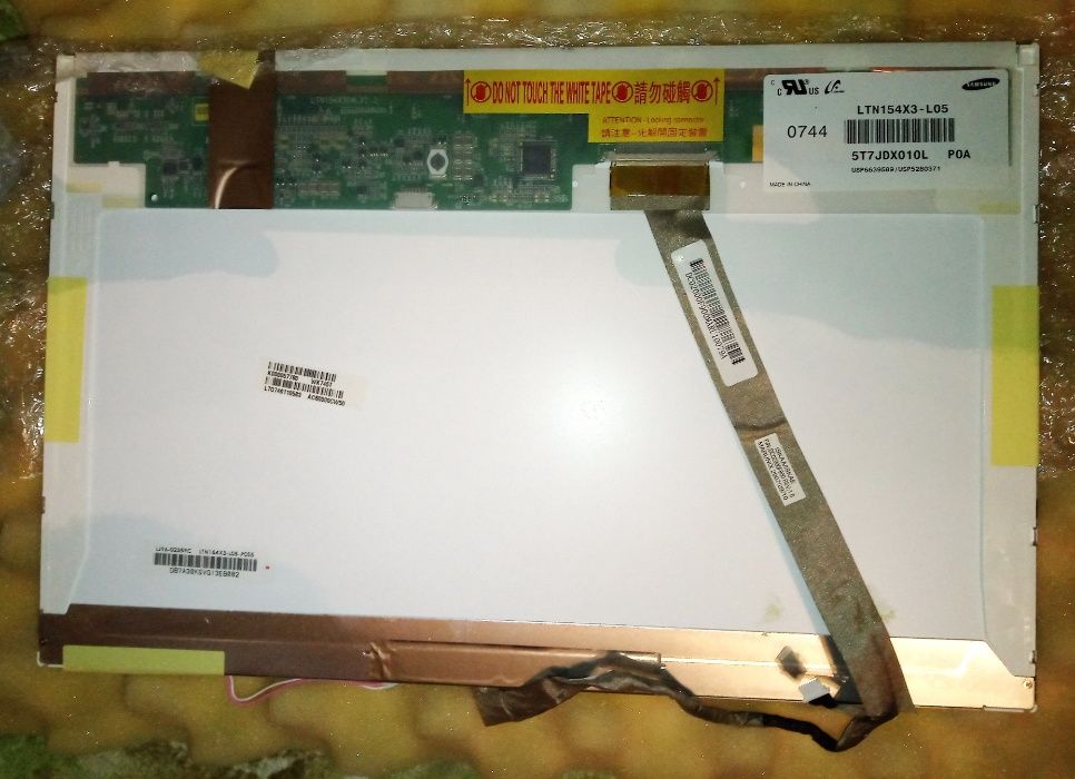 Матриця LTN154X3-L05 глянцева (Toshiba)