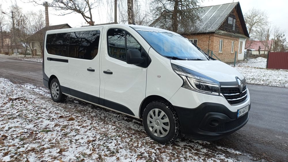 Рено трафік 2021 рік. 2.0 диз. Пасажир 9 місць. Є 4 штуки