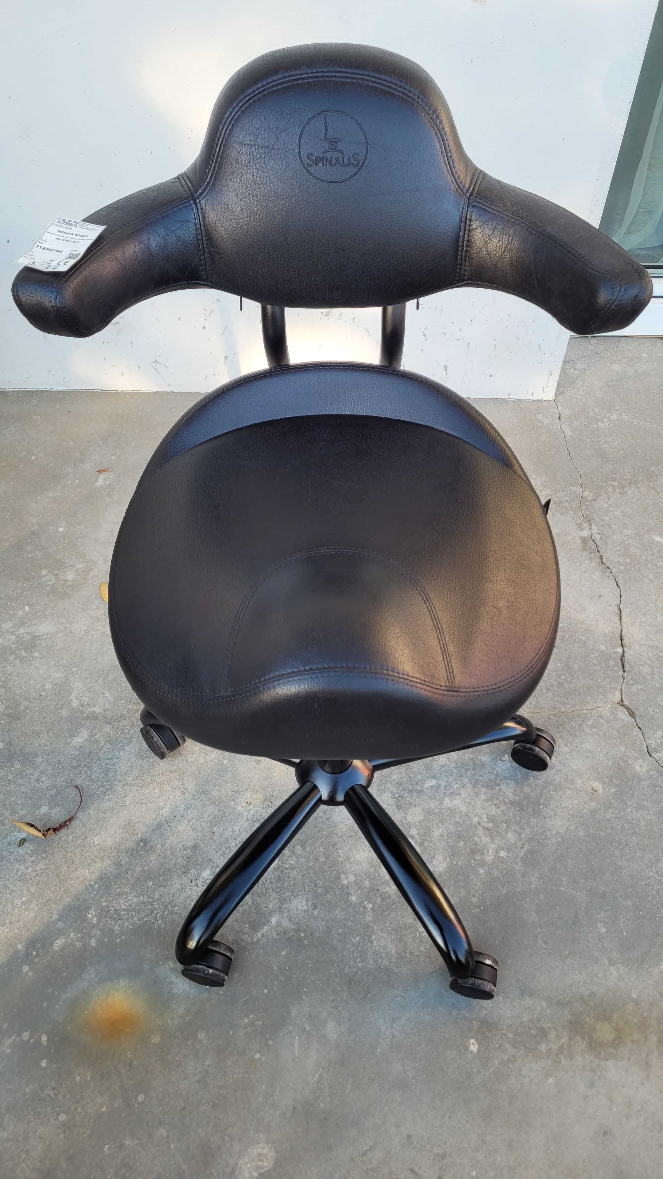 Krzesło SpinaliS RODEO Rena black R904 zdrowotne na kręgosłup