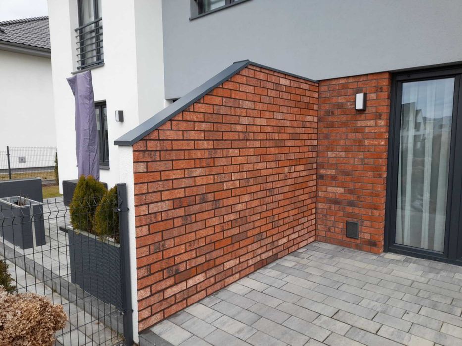 Układanie klinkieru oraz ogrodzeń z pustaków betonowych