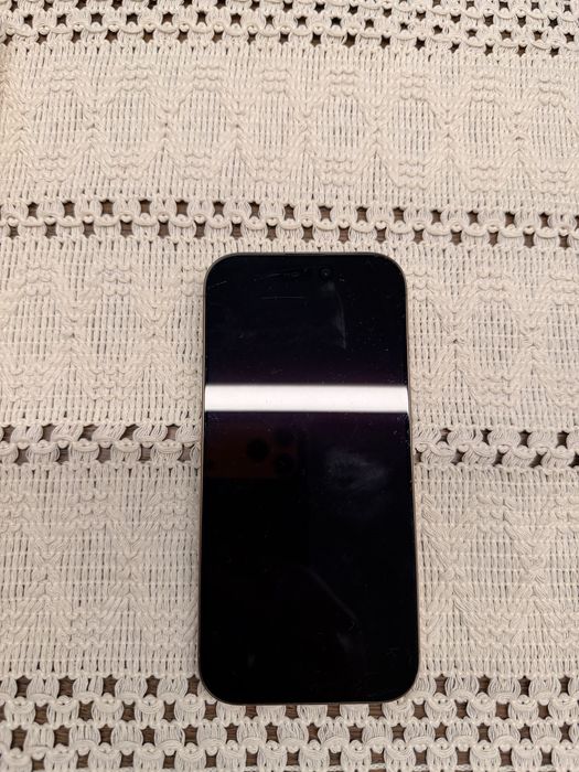 Iphone 16 pro 256 deserd gold