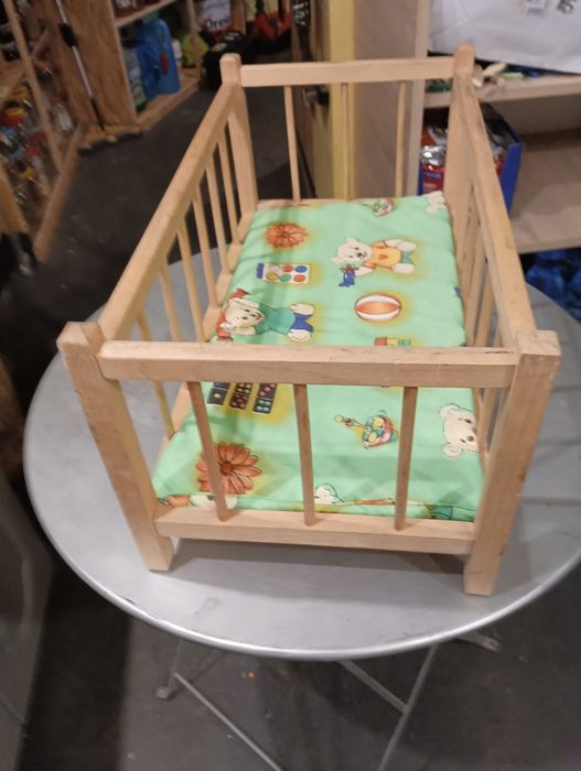 Witam Sprzedam łóżeczko i