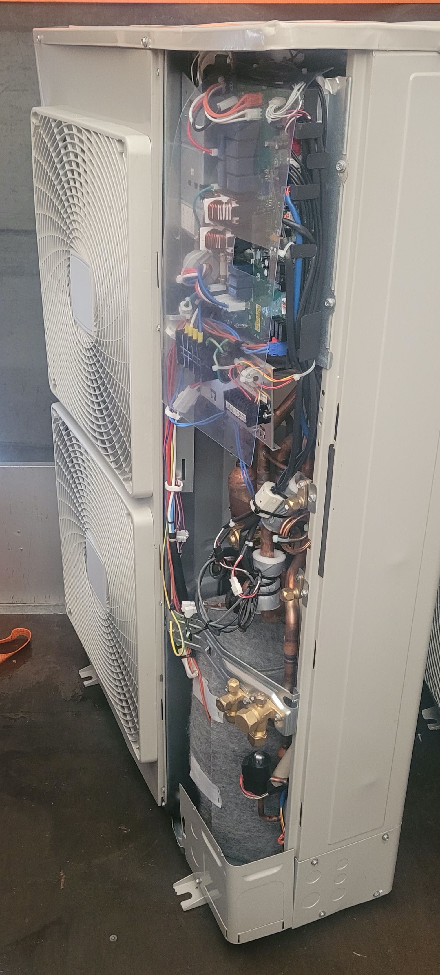 Klimatyzacja centralna VRV - DAIKIN model RXYSQ5T8YB9 nowa