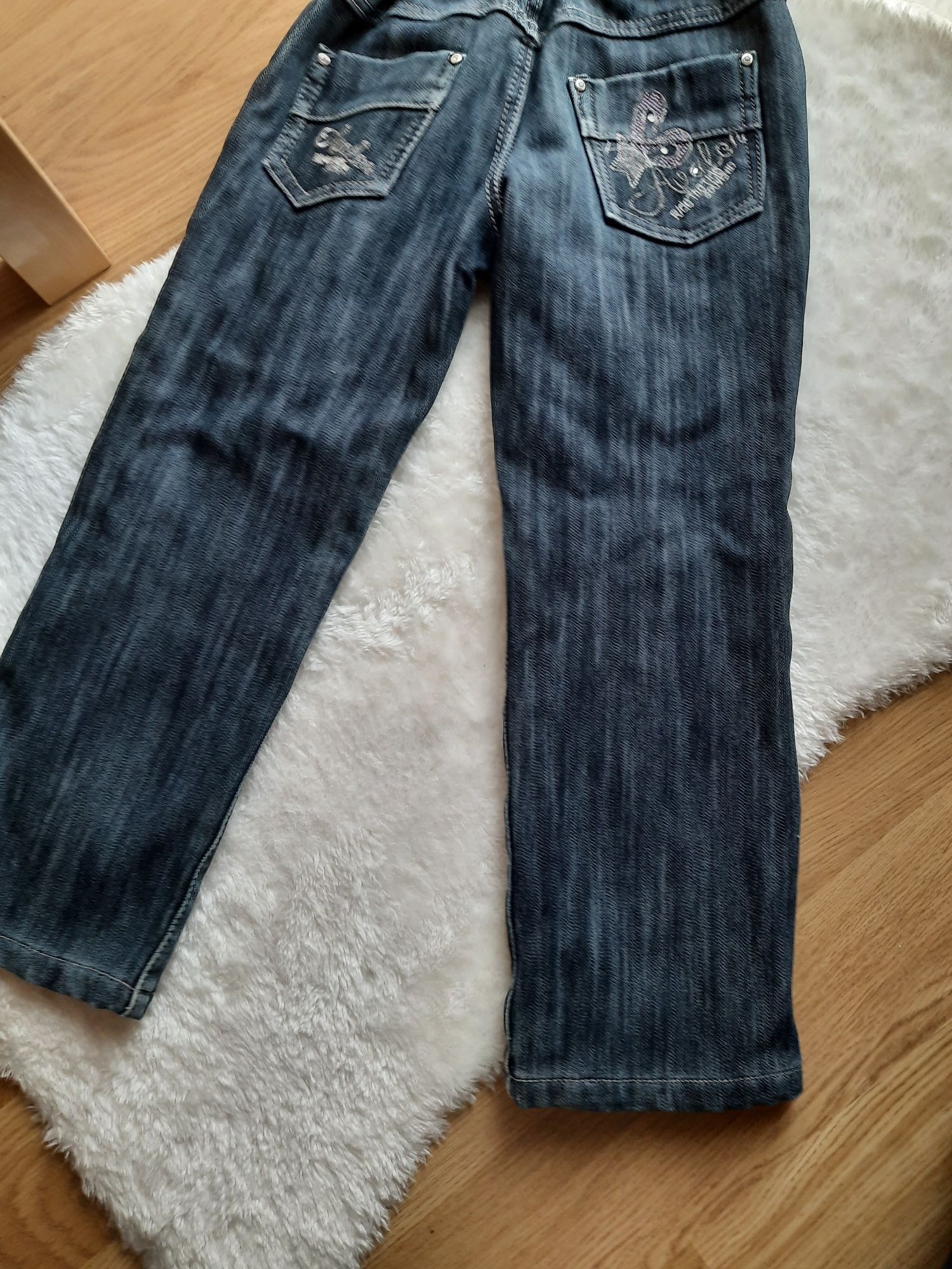 Ciemnogranatowe jeansy dziewczęce