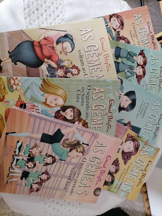 Livros "As gémeas" - colecção de 7 livros - Enid Blyton - Leya