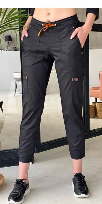 Медичні брюки капрі Акварель