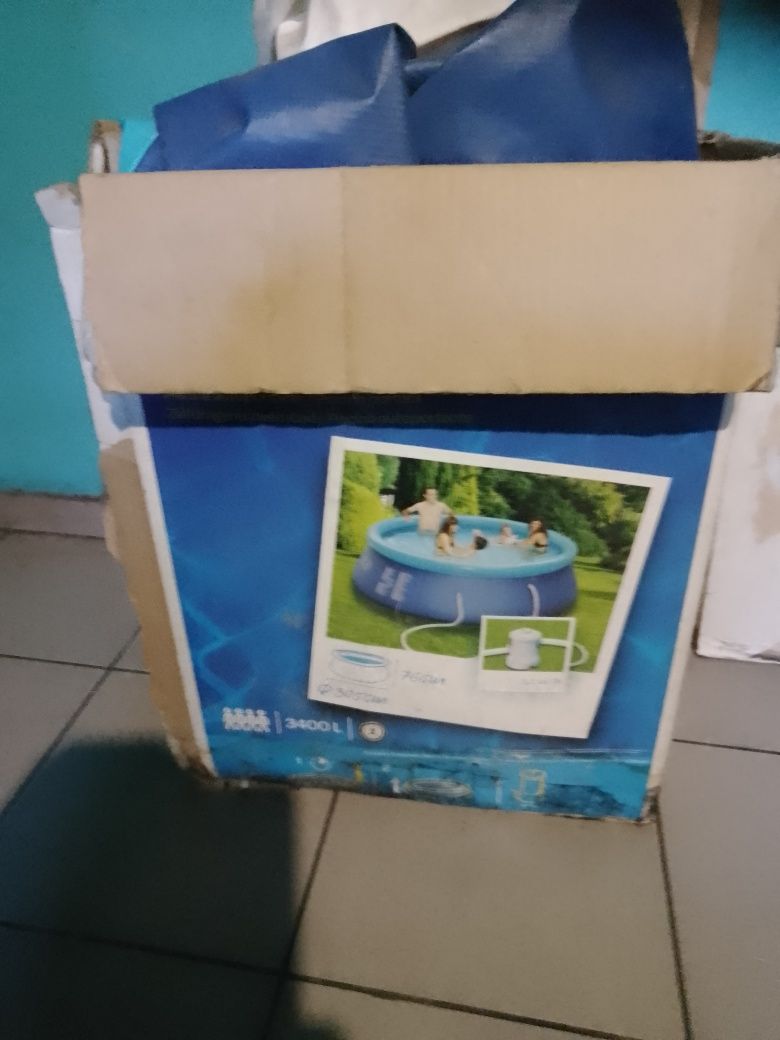 Sprzedam basen używany