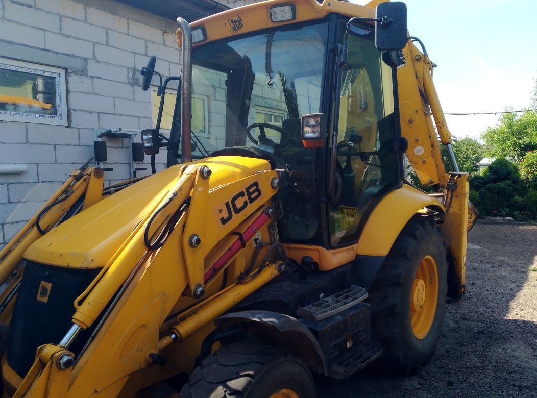 Продам екскаватор JCB 3CX 2009