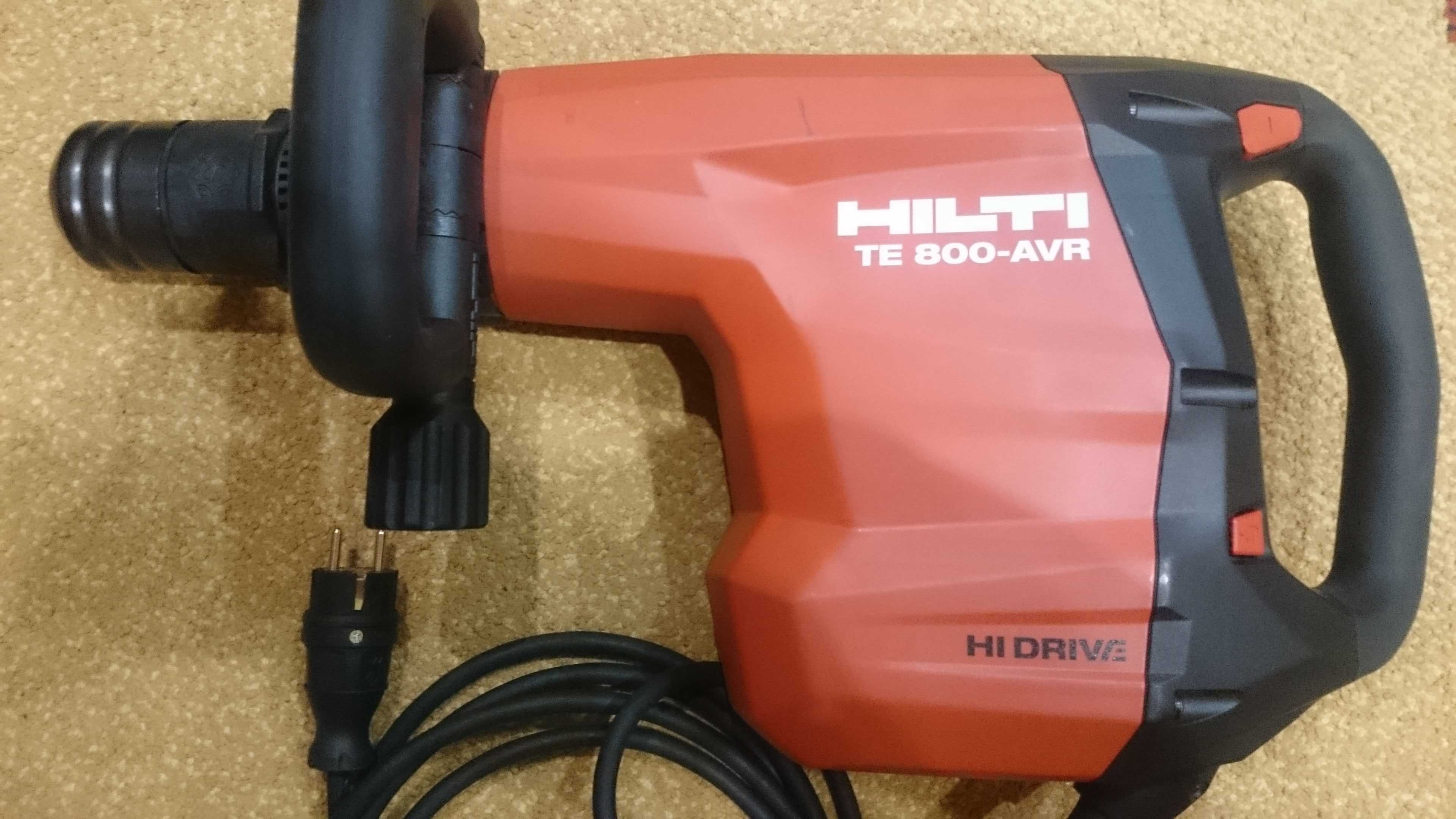 Hilti TE800AVR Młot wyburzeniowy 21J