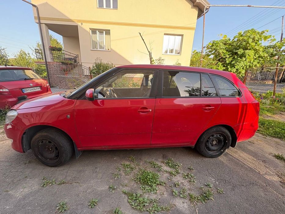Продам Skoda Fabia 2011 року 1.4 газ / бензин (універсал)