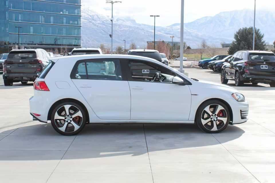 2017 Volkswagen Golf GTI